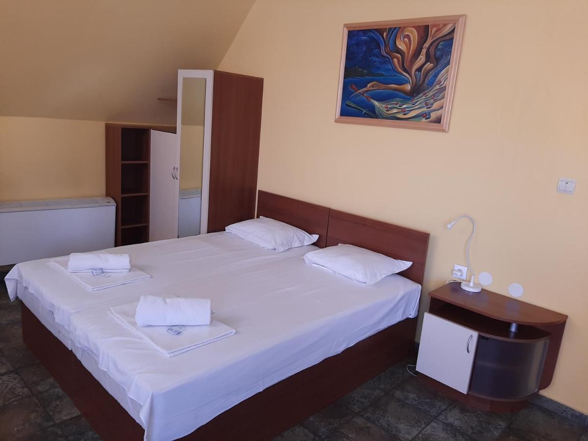 Guest House Diel Veliko Tárnovo Exterior foto