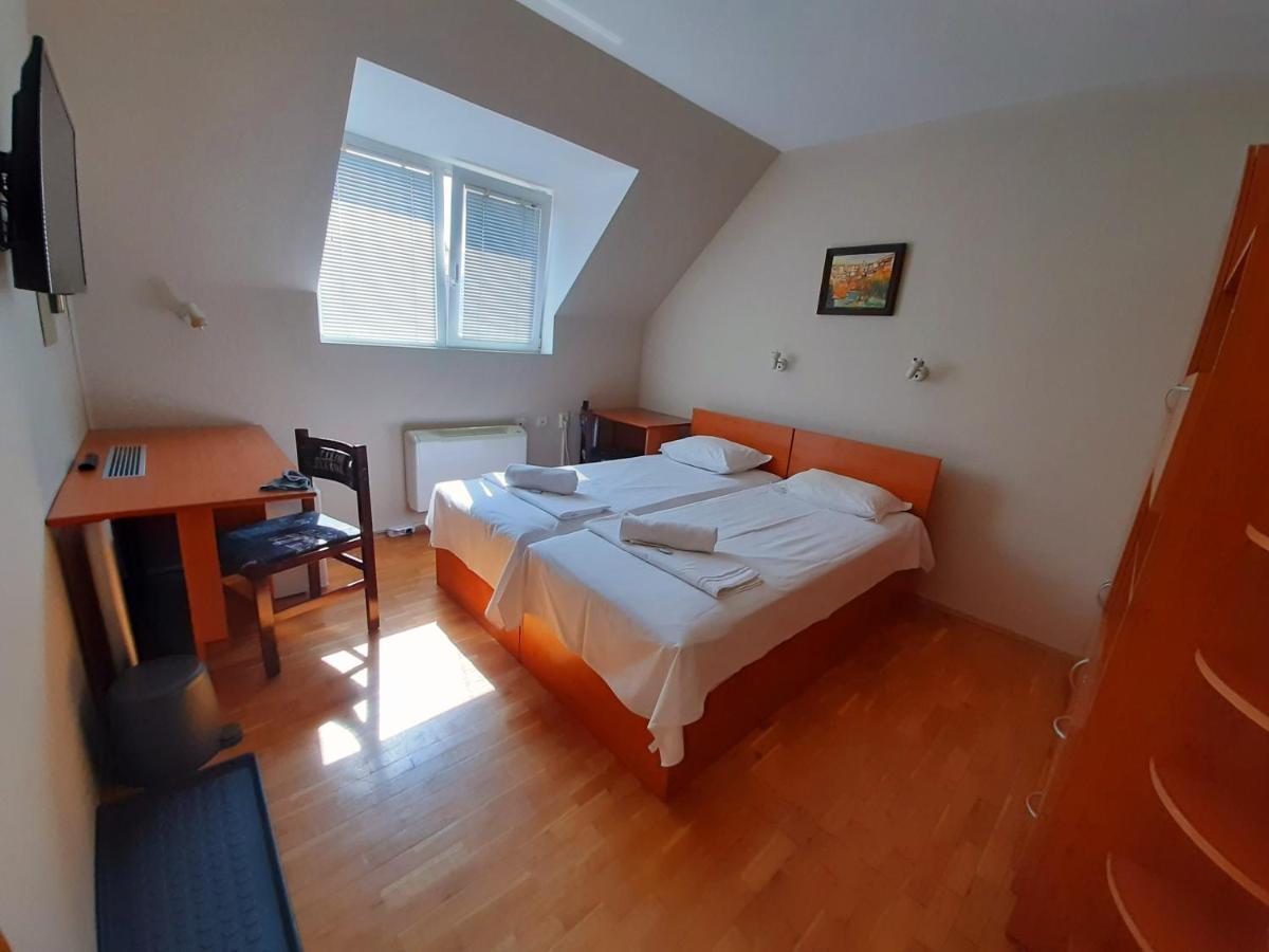 Guest House Diel Veliko Tárnovo Exterior foto