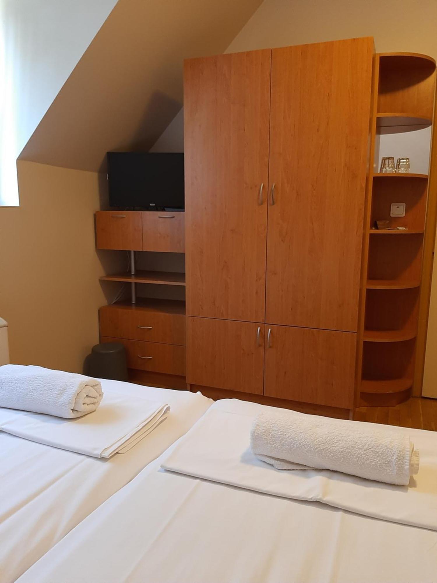 Guest House Diel Veliko Tárnovo Habitación foto