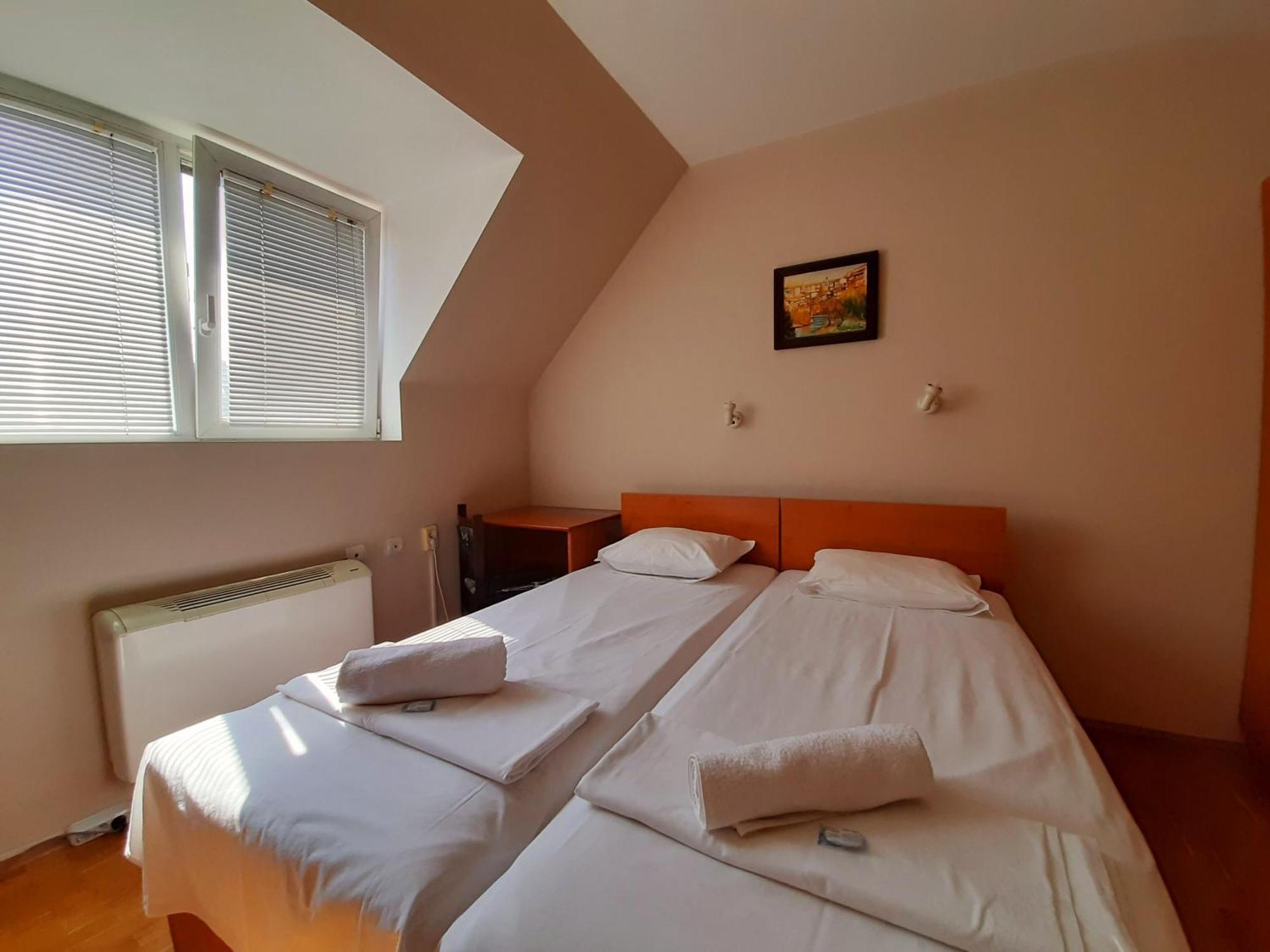 Guest House Diel Veliko Tárnovo Habitación foto