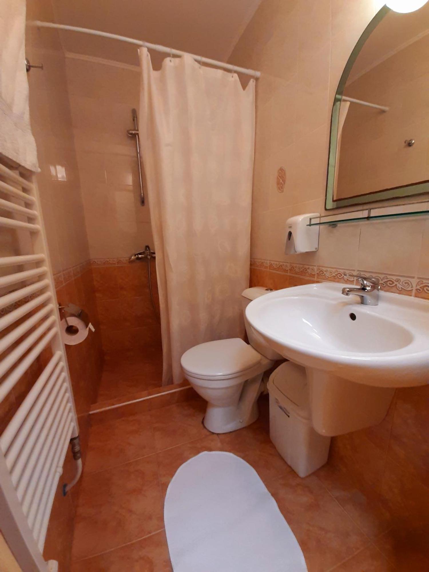Guest House Diel Veliko Tárnovo Habitación foto